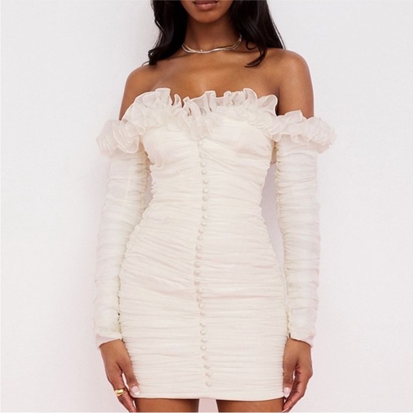 HOUSE OF CB IVORY ASTRID MINI DRESS - Picture 1 of 5